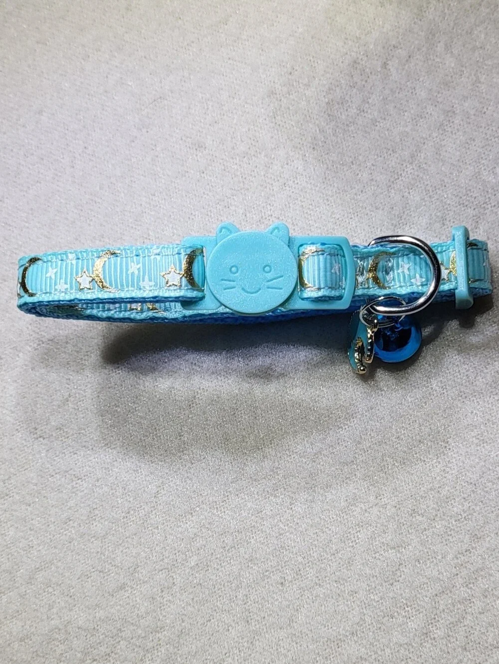 Blue NWOT Breakaway Adult Cat Collar with Bell & Moon Charm (8in-12in)